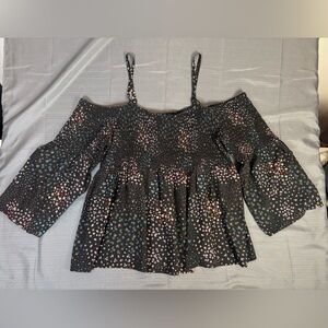 Torrid Floral Smocked Blouse – Women’s Size 4 (4X) – Puff Sleeve – Black